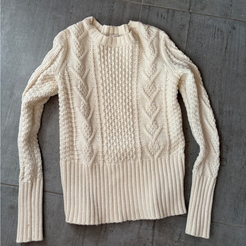 GAP Cream Cable Knit Sweater